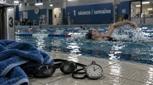 Natation 1 fois par semaine resultats : nageuse en piscine